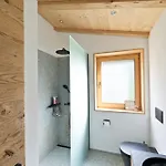 Wellness-gaestehaus In Says Mit Whirlpool Und Sauna Apartament
