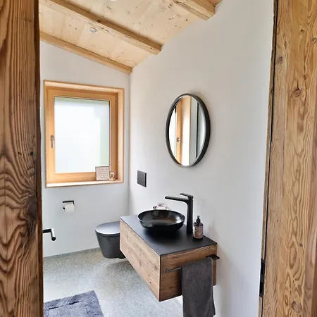 Wellness-gaestehaus In Says Mit Whirlpool Und Sauna * Ober-Says